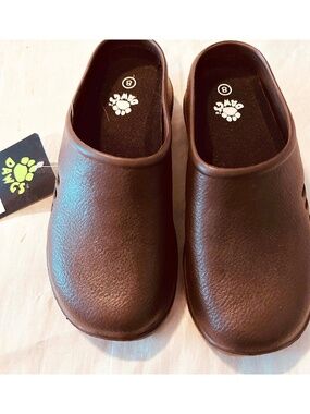 DAWGS, ULTRASOFT WORKING STYLE, DARK BROWN, SIZE 8, NO HOLES ON TOP, FOUR HOLES